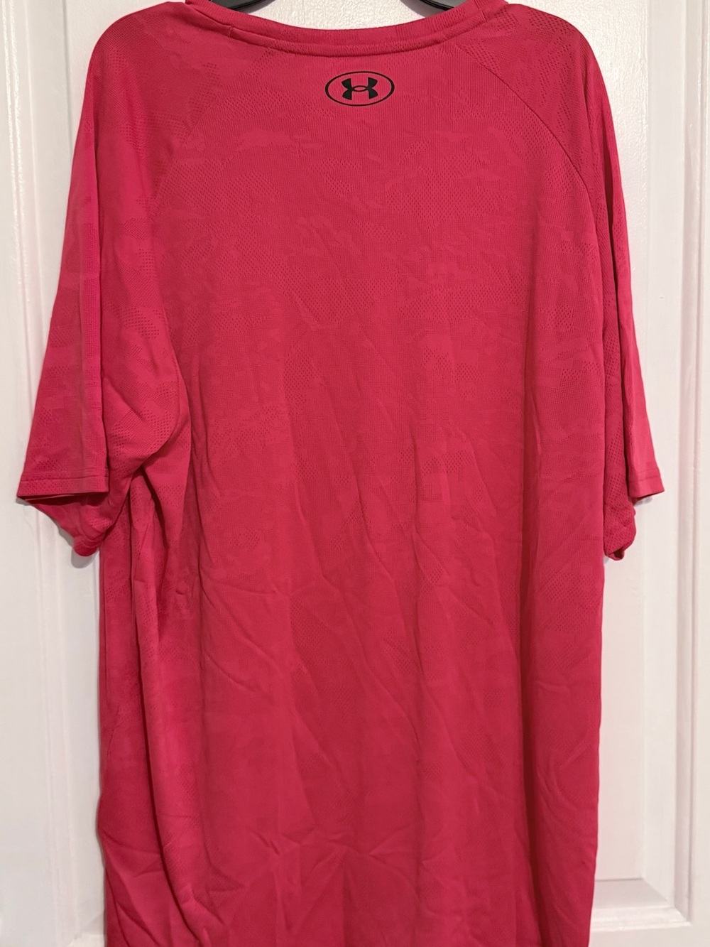 Under Armour Men’s red Short-Sleeve Performance Shirt velocity jacquard - Picture 6 of 8
